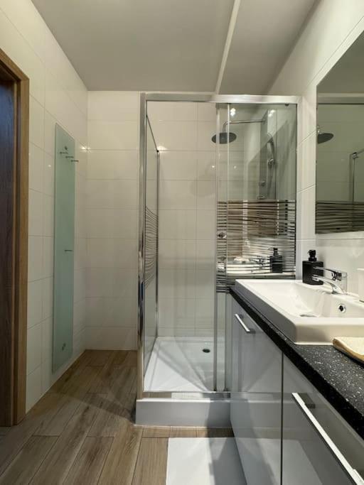Danka 6Th Floor Chic Apartment Cracovia Esterno foto